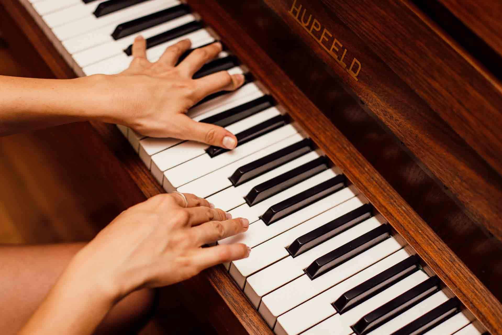 Piano Lessons in Lafayette, CA | ModernTone Studios